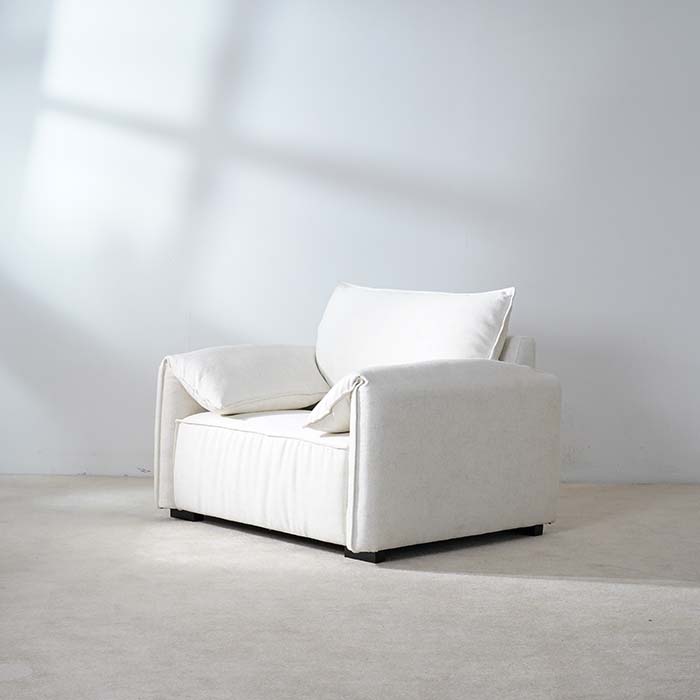 Luxe moderne witte eenpersoonsbank met gestoffeerde accentfauteuil