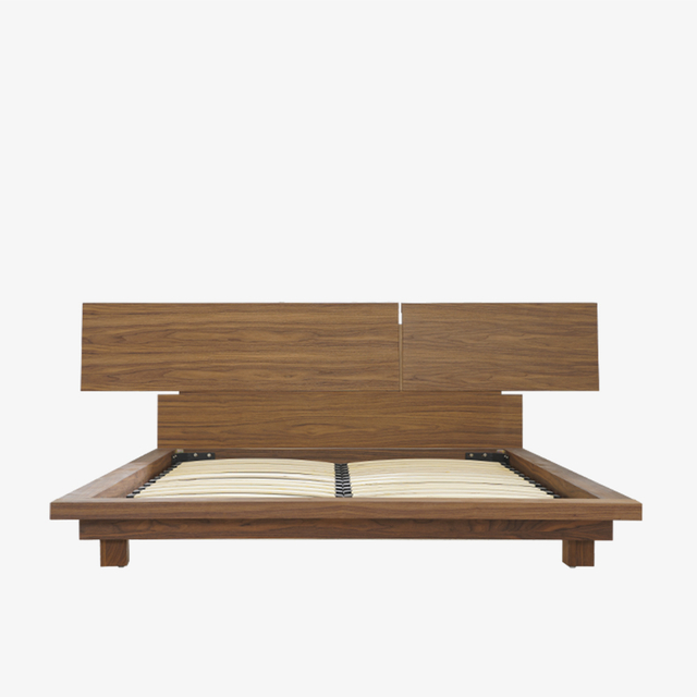 Modern notenhouten platform-queensize bed